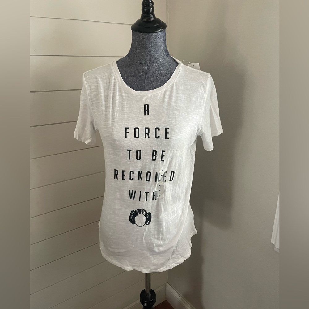 Old Navy Disney Star Wars Tshirt NWT